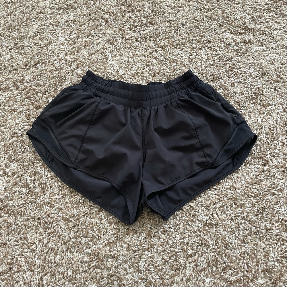 lululemon hotty hot shorts